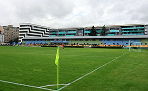 Sportovní areál - hřiště FK Loko Vltavín (Praha)